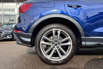 Audi Q3 Black Edition