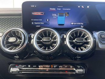 Mercedes-Benz EQB AMG Line Executive