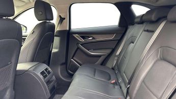 Jaguar F-PACE S