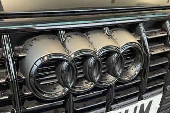 Audi Q3 Black Edition