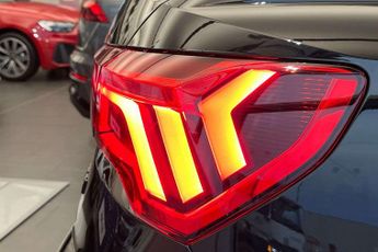 Audi Q3 Black Edition