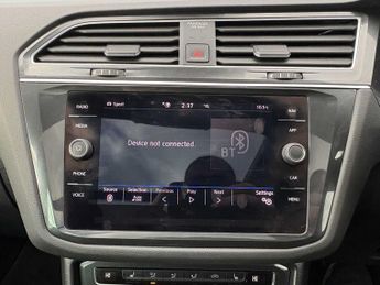 Volkswagen Tiguan SEL