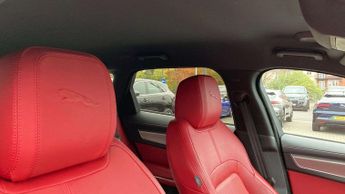 Jaguar F-PACE R-Dynamic S