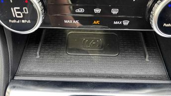 Jaguar F-PACE R-Dynamic Black