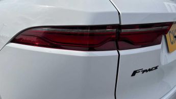 Jaguar F-PACE R-Dynamic Black