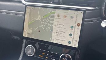 Jaguar F-PACE R-Dynamic Black