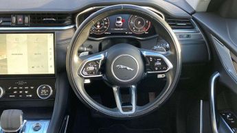 Jaguar F-PACE SE