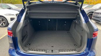 Jaguar F-PACE R-Dynamic SE