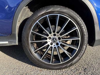 Mercedes-Benz GLC AMG Line