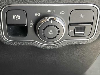 Mercedes-Benz EQA AMG Line