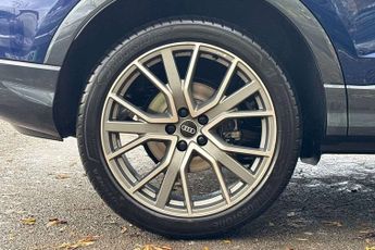 Audi Q3 Black Edition