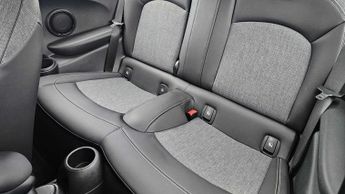 MINI Hatchback Cooper S Level 2