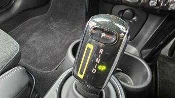 MINI Hatchback Cooper S Level 2
