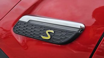 MINI Hatchback Cooper S Level 2