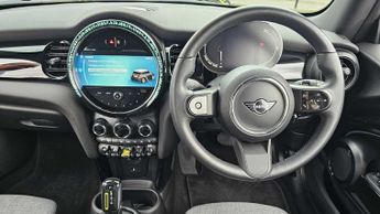 MINI Hatchback Cooper S Level 2
