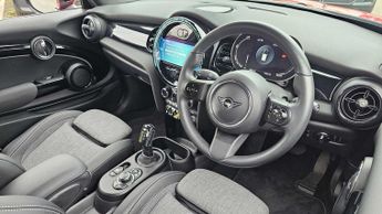 MINI Hatchback Cooper S Level 2