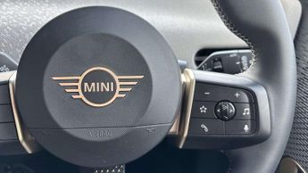 MINI Cooper E Exclusive