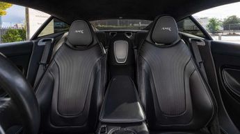 Aston Martin DB11 AMR