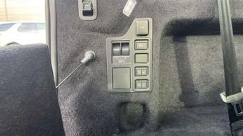 Land Rover Discovery R-Dynamic HSE