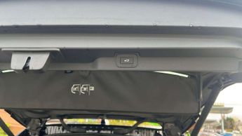 Land Rover Discovery R-Dynamic HSE