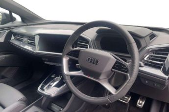 Audi Q4 S Line