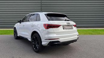 Audi Q3 Black Edition