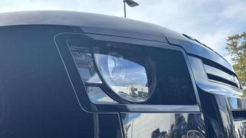 Land Rover Defender X-Dynamic HSE