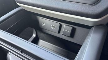 Land Rover Defender X-Dynamic HSE