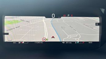 Land Rover Defender X-Dynamic HSE