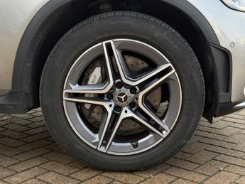 Mercedes-Benz GLC AMG Line