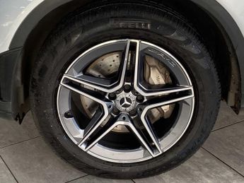 Mercedes-Benz GLC AMG Line