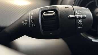 MINI Hatchback Cooper Exclusive