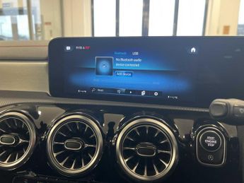 Mercedes-Benz Cla AMG Line