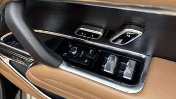 Land Rover Range Rover Autobiography