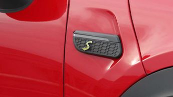 MINI Hatchback Cooper S Level 2