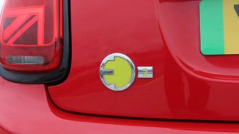 MINI Hatchback Cooper S Level 2