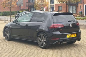 Volkswagen Golf GTI Performance