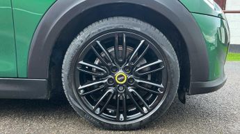 MINI Hatchback Cooper S Level 2