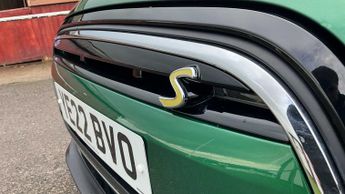 MINI Hatchback Cooper S Level 2