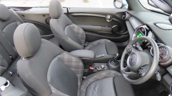 MINI Convertible Cooper Classic