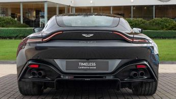 Aston Martin Vantage 