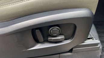 Land Rover Defender First Edition