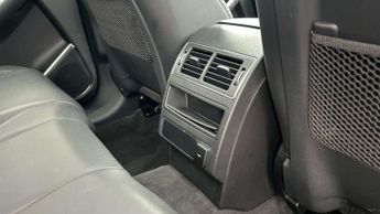 Jaguar F-PACE R-Dynamic SE Black