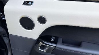 Land Rover Range Rover Sport HSE Silver