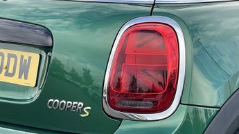 MINI Hatchback Cooper S Level 2