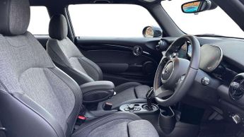 MINI Hatchback Cooper S Level 2