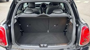 MINI Hatchback Cooper S Level 2