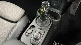 MINI Hatchback Cooper S Level 2