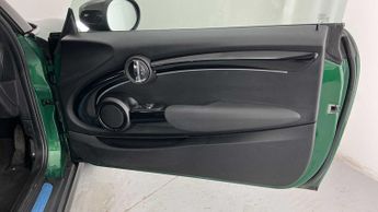 MINI Hatchback Cooper S Level 2