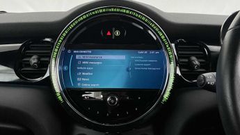 MINI Hatchback Cooper S Level 2